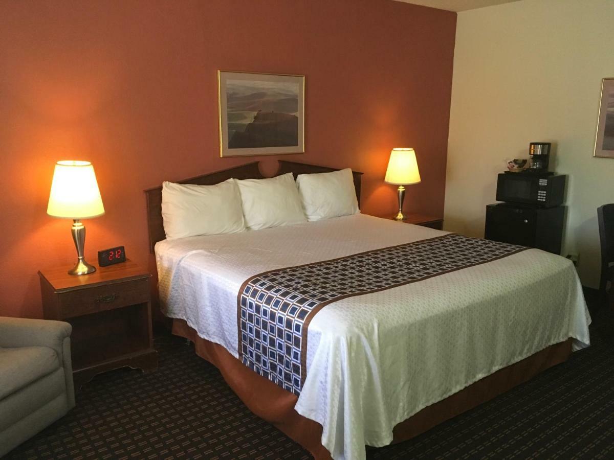 Budget Inn Lafonda Motel Liberal Bagian luar foto